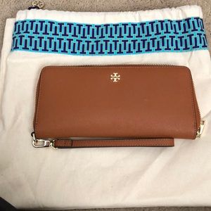 Tory Burch continental wallet, Gently used.